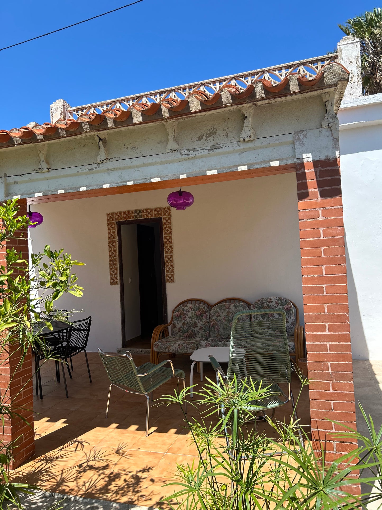 Beach house in Denia with a big garden