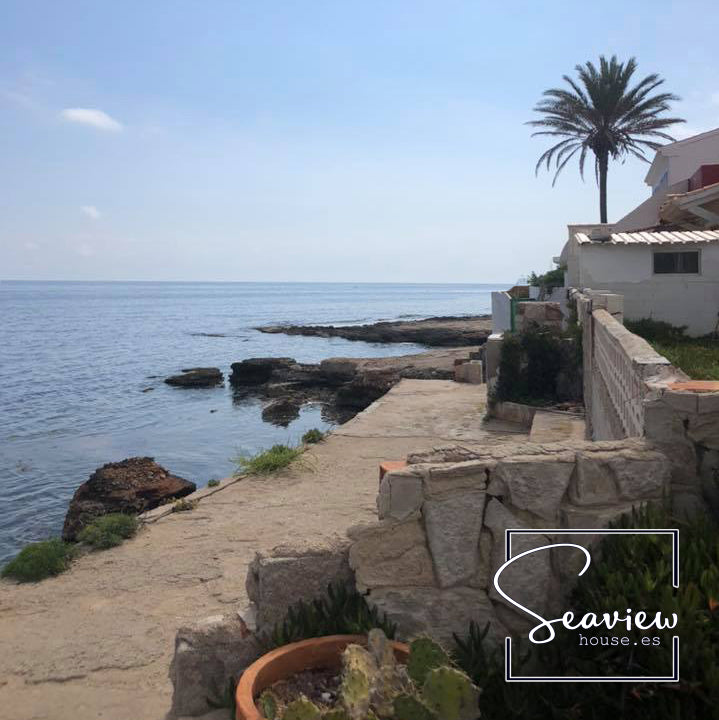 Rare opportunity! Seaside property in Las Rotas de Denia